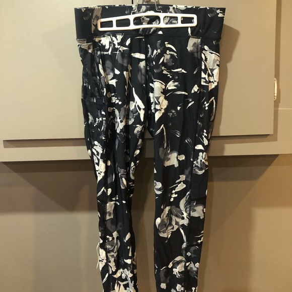 LOLE ANKLE LEGGINGS—-GOLF—-XL - Picture 3 of 5